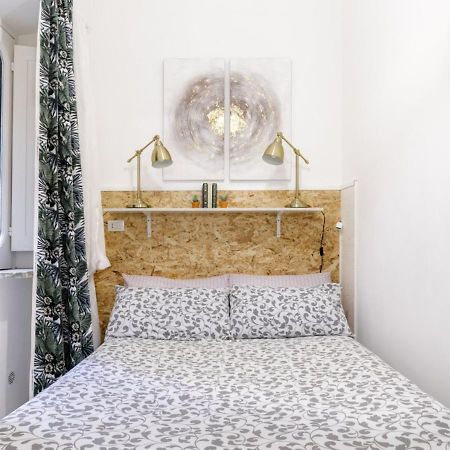 Pied-A-Terre Domusuite Rhome Colosseo Rom Exterior foto