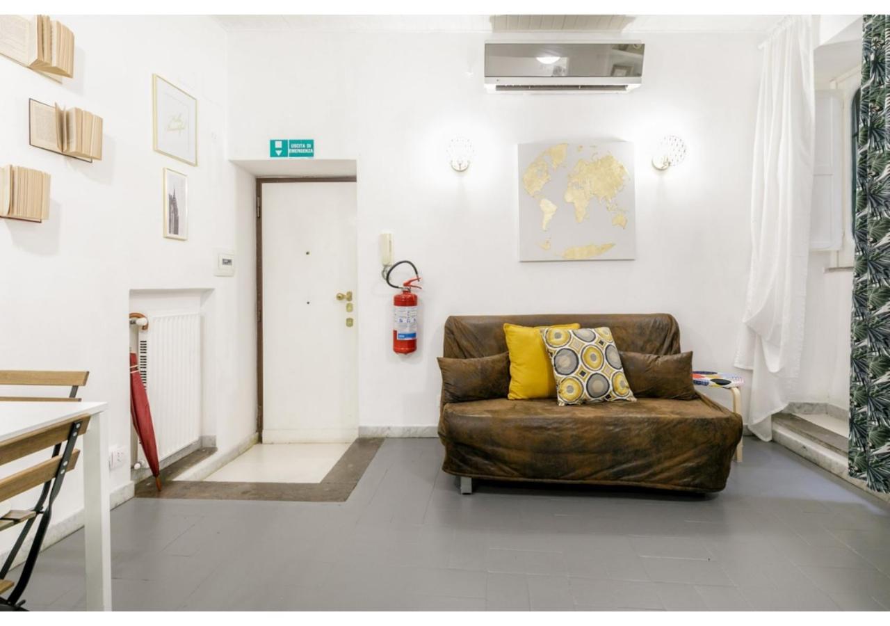 Pied-A-Terre Domusuite Rhome Colosseo Rom Exterior foto